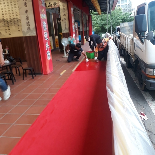 人行道－冷塑型彩色止滑道路塗料-新晟化工原料企業有限公司