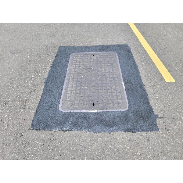 道路孔蓋止滑塗料施工-新晟化工原料企業有限公司