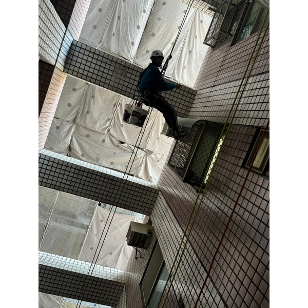 外牆蜘蛛人防水