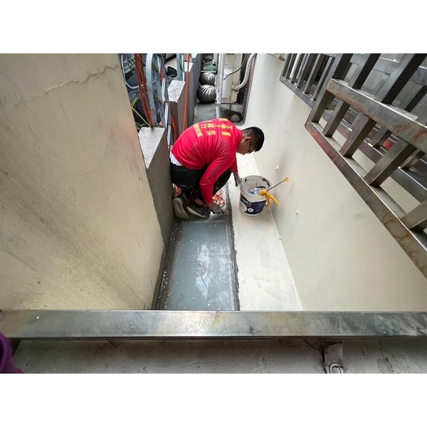 新竹防水工程實績｜新竹香山房屋外牆和採光罩防水工程