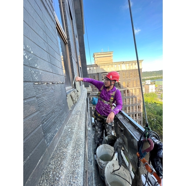 新竹防水工程實績｜新竹縣竹北市瑆鑽歌德堡房屋外牆防水修補工程-上承防水工程團隊