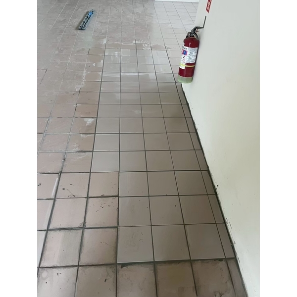 新竹模板工程實績｜新竹生態城室內貼磁磚工程-上承防水工程團隊