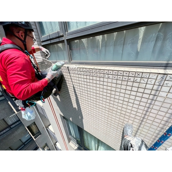 台中防水工程實績｜台中大樓磁磚打除施工工程