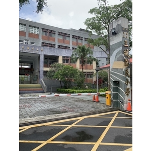 桃園市龍潭區-國民小學  車道門禁管制系統 - 碩譽電機股份有限公司