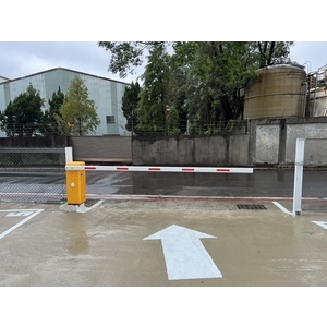 桃園市平鎮區-公司行號  車道門禁管制系統 - 碩譽電機股份有限公司