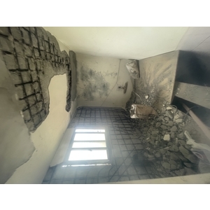 老屋翻修鋼筋外露