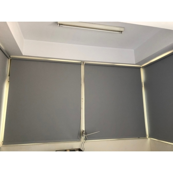 遮光捲簾防焰 遮光捲簾防焰-忠允窗簾企業社