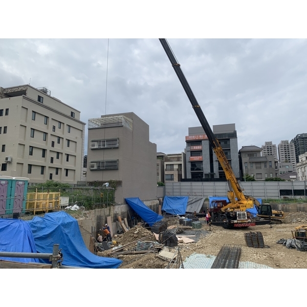 台中市山西路新建大樓-假設工程施作,豐沛建設有限公司