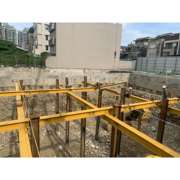 台中市山西路新建大樓-假設工程施作-豐沛建設有限公司