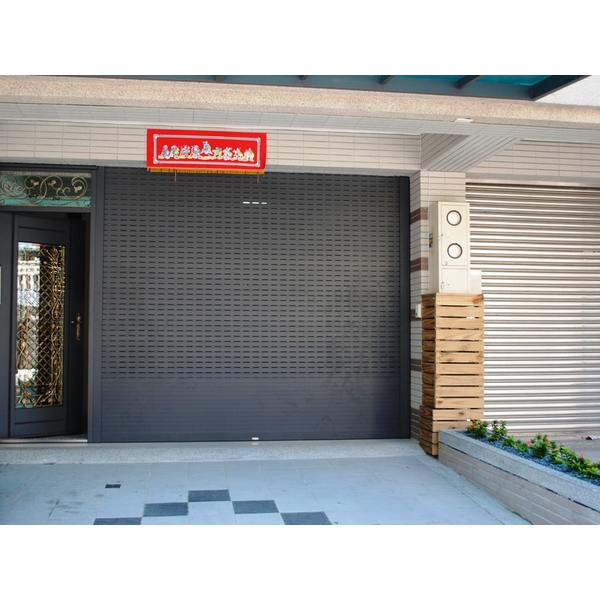 豪瑋捲窗-新皇傢尖端科技門窗