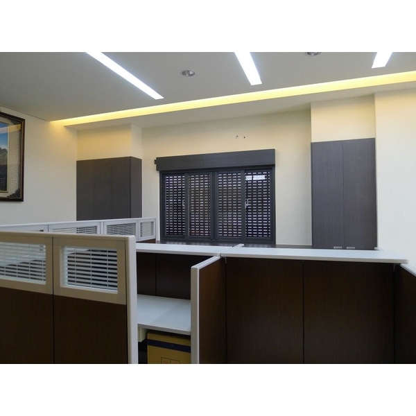 豪瑋捲窗-新皇傢尖端科技門窗