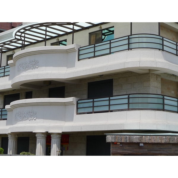 豪瑋捲窗-新皇傢尖端科技門窗