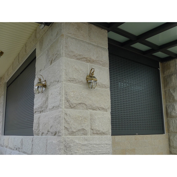 豪瑋捲窗,新皇傢尖端科技門窗