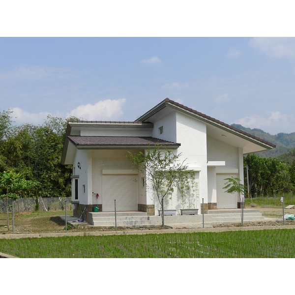 豪瑋捲窗-新皇傢尖端科技門窗