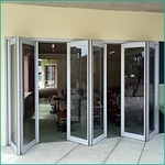 梅花-摺疊門 - 新皇傢尖端科技門窗