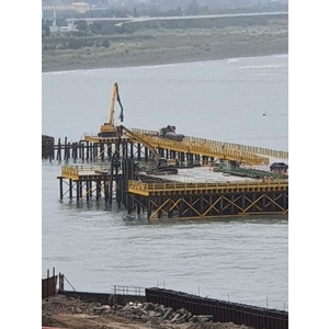 淡江大橋-鋼板樁圍堰、安全支撐、施工構台、施工便橋