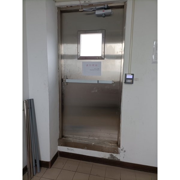 不鏽鋼門及防火門 不鏽鋼門及防火門-廟口工程行