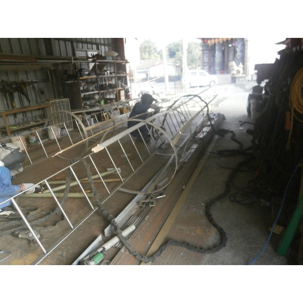 爬梯護籠,廟口工程行