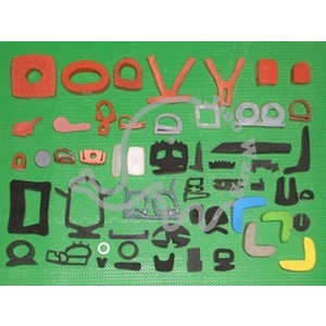 矽膠橡膠射出成形 , 膠王橡膠塑膠行