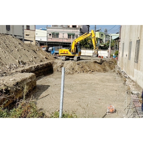 高雄土方工程實績｜高雄怪手土方回填工程