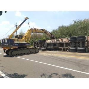 工程車車禍翻覆處理