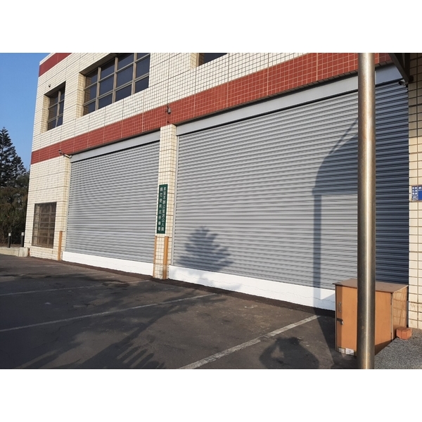 鐵皮浪板鋼構噴漆,全成油漆工程行