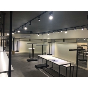 T型展示架；鐵件,棨專工業有限公司