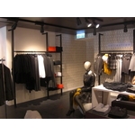 壁面式商品展示架；展示架 , 棨專工業有限公司