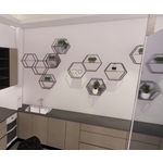 055A17 壁面式商品展示架；展示架 , 棨專工業有限公司