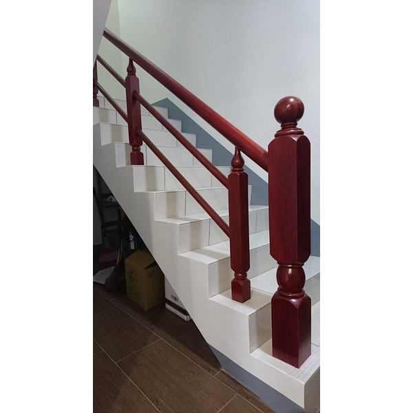 紅木色雙圓木扶手