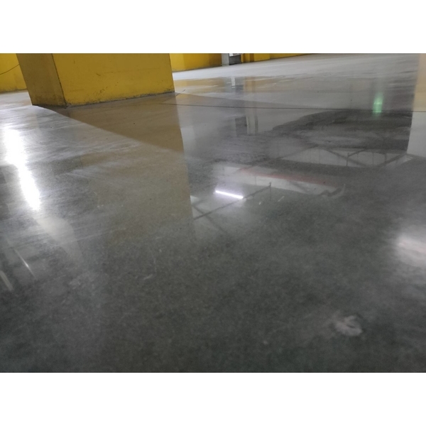 五股停車場耐磨地坪翻修-佳淂榮實業有限公司