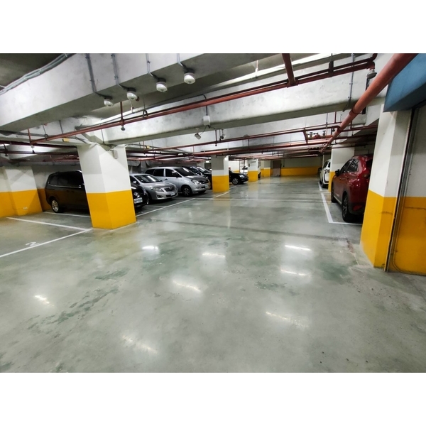 五股停車場耐磨地坪翻修-佳淂榮實業有限公司