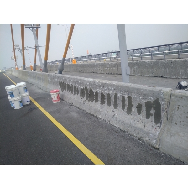 鵬灣跨海大橋CDPS噴塗修繕-佳淂榮實業有限公司