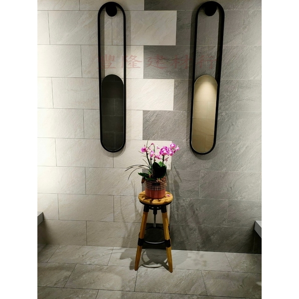 高雄展中,豐隆建材行