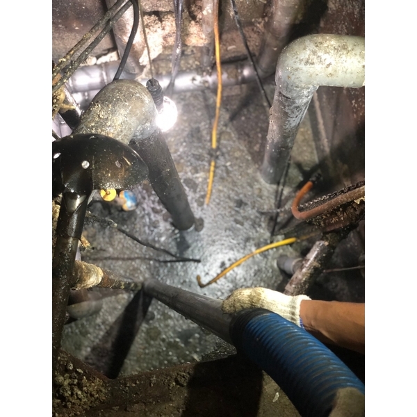 清理化糞池施工前後