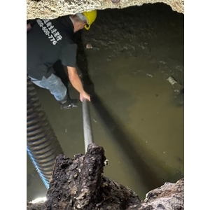 清理化糞池施工前後