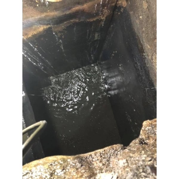 清理化糞池施工前後