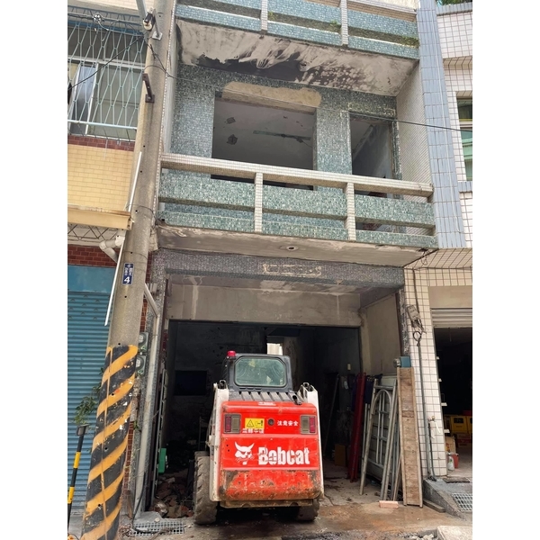 老屋局部翻修，拆除清運,鑫旺統力工程有限公司