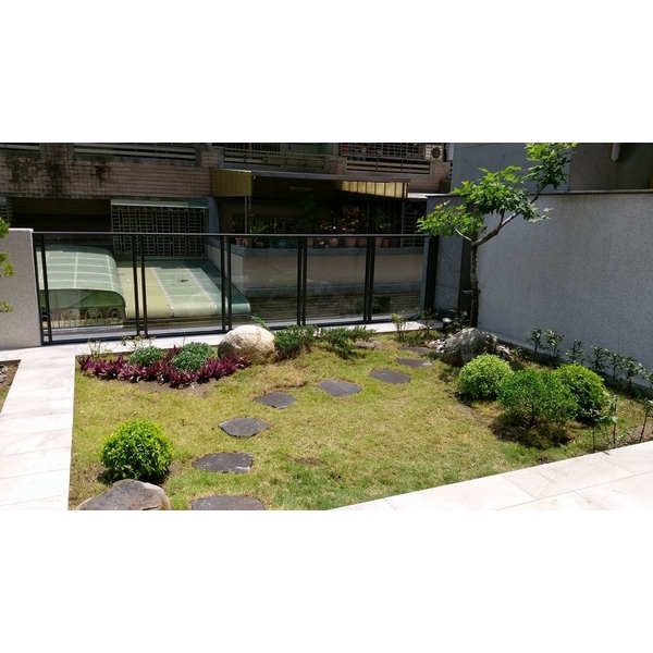 花圃整理 花圃整理,芳禾園園藝