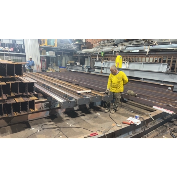 工廠（鋼構加工）,卓越工程行