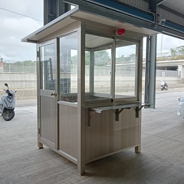 警衛亭(新增外部寫字檯)