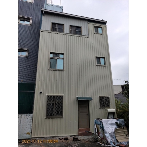 外牆穿鐵衣（五溝清板）