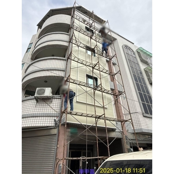 外牆穿鐵衣（c型鋼&白鐵裝潢板）-興旺威企業社