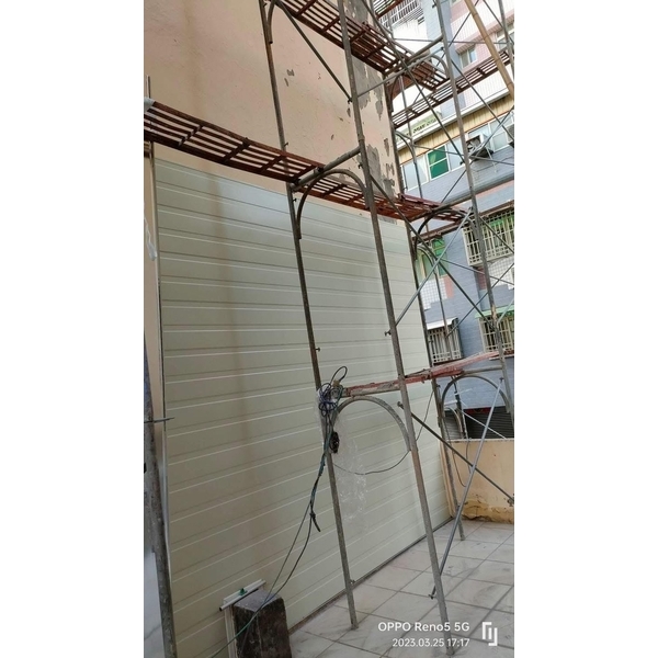 外牆穿鐵衣（裝潢板）