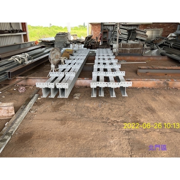 貨櫃屋搭建鐵皮屋（五溝清板）