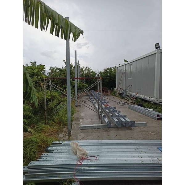 貨櫃屋搭建鐵皮屋（五溝清板）