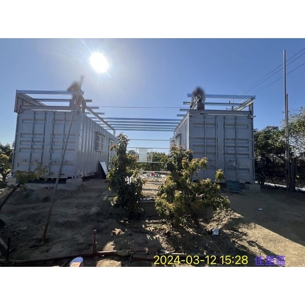 貨櫃屋搭建鐵皮屋（五溝清板）