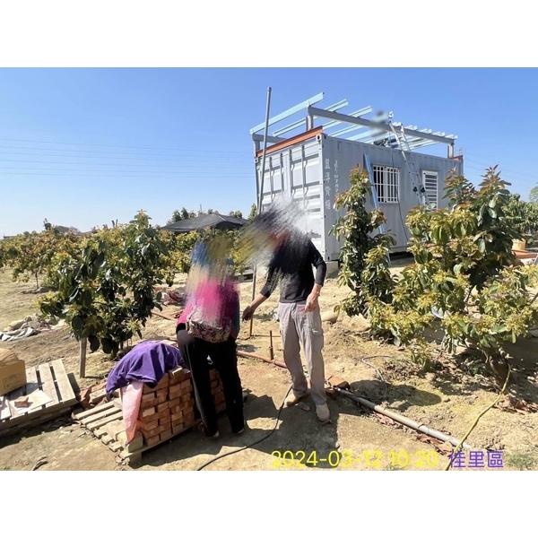 貨櫃屋搭建鐵皮屋（五溝清板）