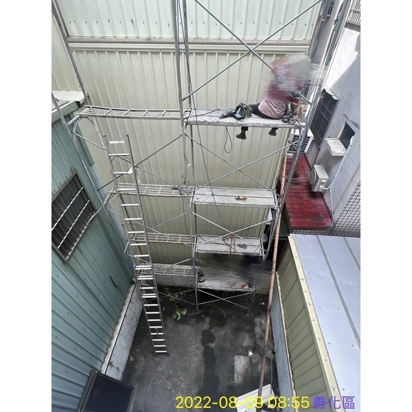 外牆穿鐵衣（五溝清板）-興旺威企業社