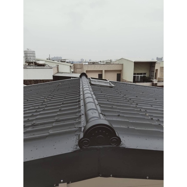 案例1：白鐵玻璃鋼瓦＆裝潢板-興旺威企業社